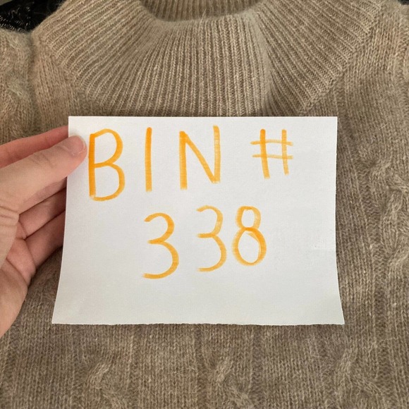 Petite Sophisticate Sweater Womens Sz P Tan Beige Angora Wool Pull Over - Picture 8 of 8